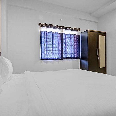 Collection O The Eternity Near Lig Sqaure Hotel Indore Exterior photo